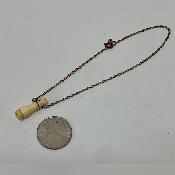 19th Century Antique Hand Crafted Organic Stanhope Monocular Lord’s Prayer Charm - Picture 4 of 14